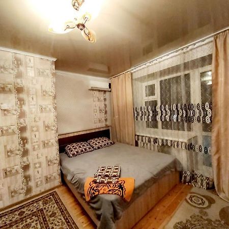 Flat in the city center Uralsk Extérieur photo