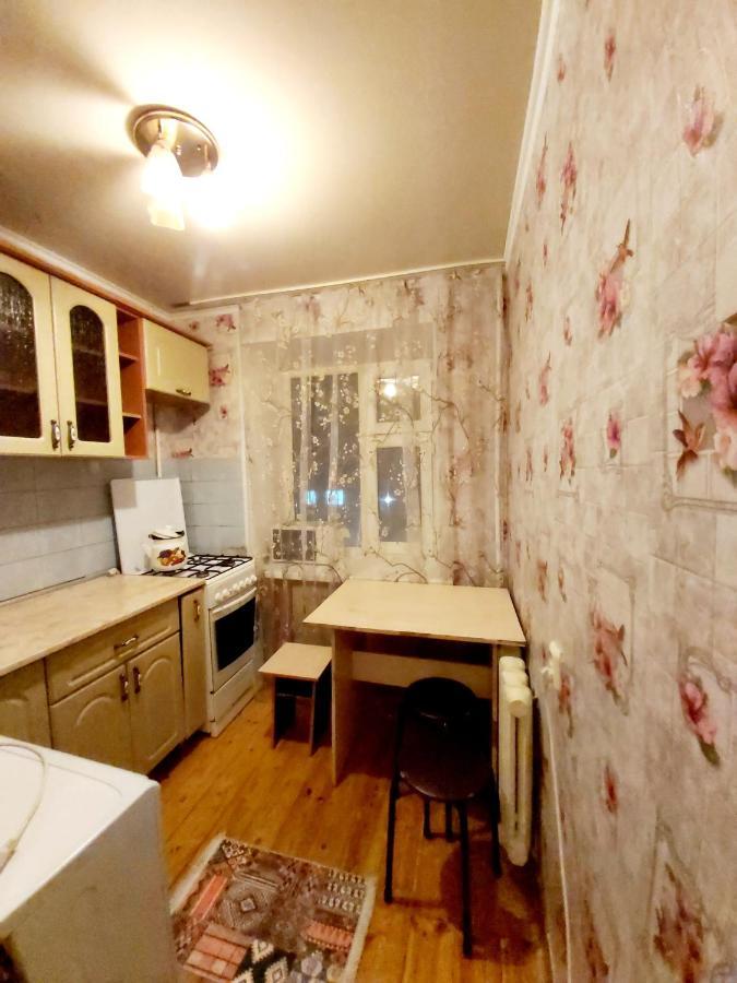 Flat in the city center Uralsk Extérieur photo